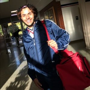 Meet your Posher, Malik